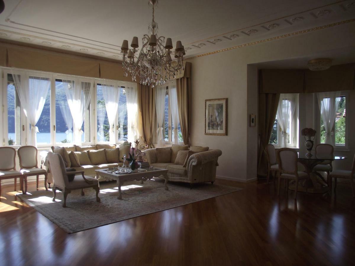 Villa Castiglioni Luxury Apartment ลาโญ ภายนอก รูปภาพ